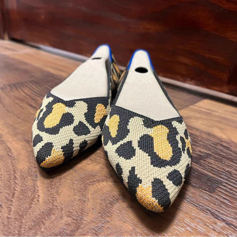 Rothy’s Big Cats Points. Size 9. Like New. No longer available on the website.
